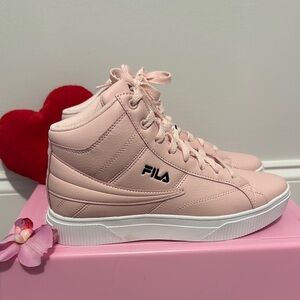 NWT FILA Pink High-Top Sneakers with Smooth Finish size 8.5 🌞